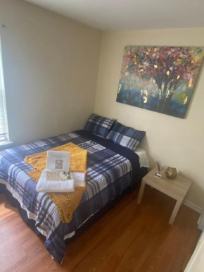 Cozy Private Room/Space EWR 20mins NYC 30mins PrudentialCenter 10mins